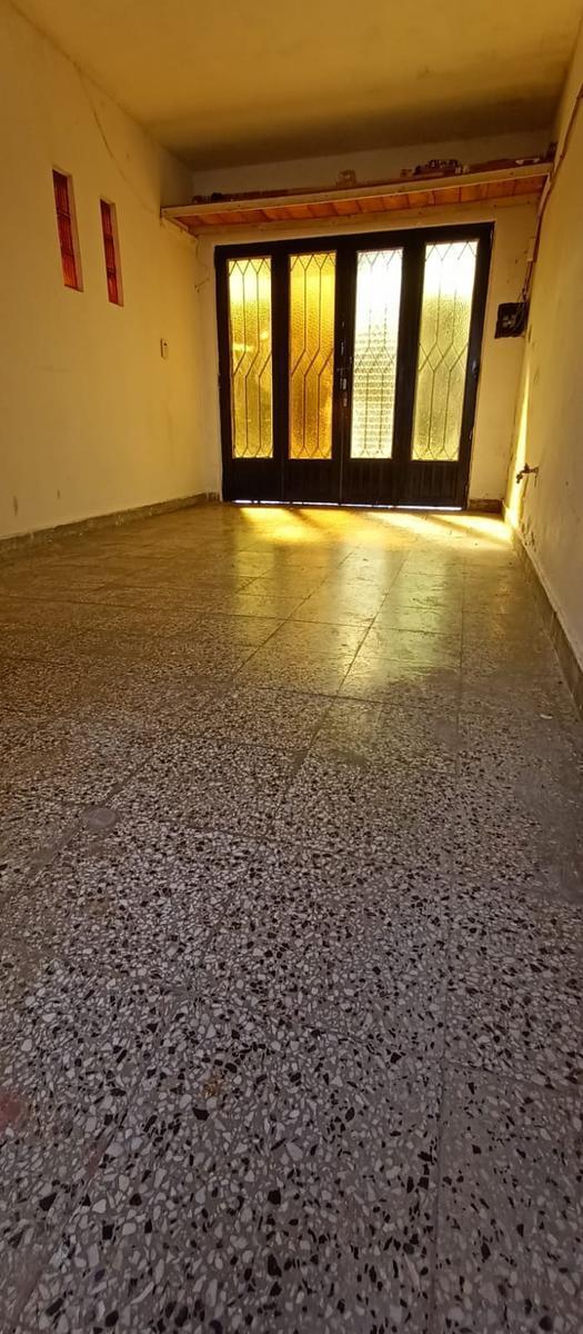 Casa 5 Ambientes o Dos Casas en Venta Quilmes 1