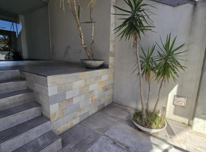 Departamento en Bernal Este 5