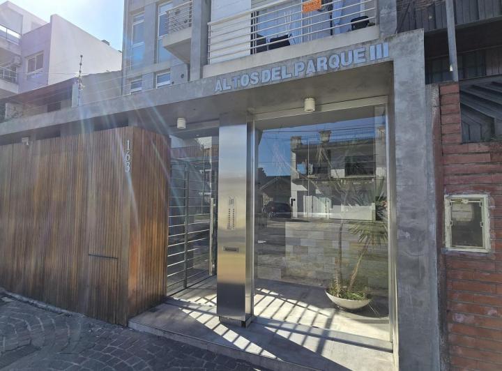 Departamento en Bernal Este 2
