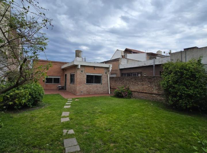 Casa en Alquiler 3 ambientes Quilmes 1