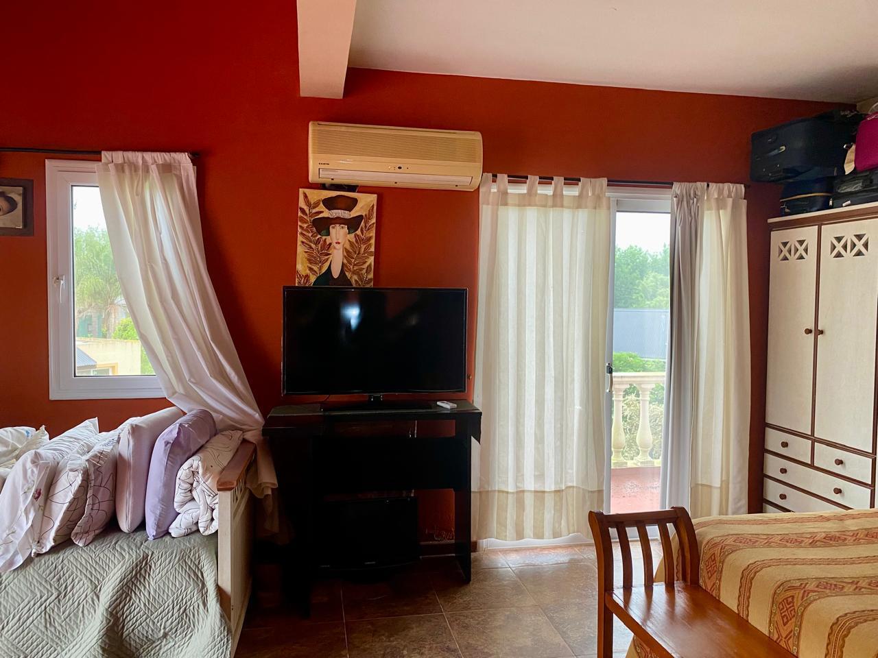 Venta Casa 6 ambientes con cochera Haras del Sur I