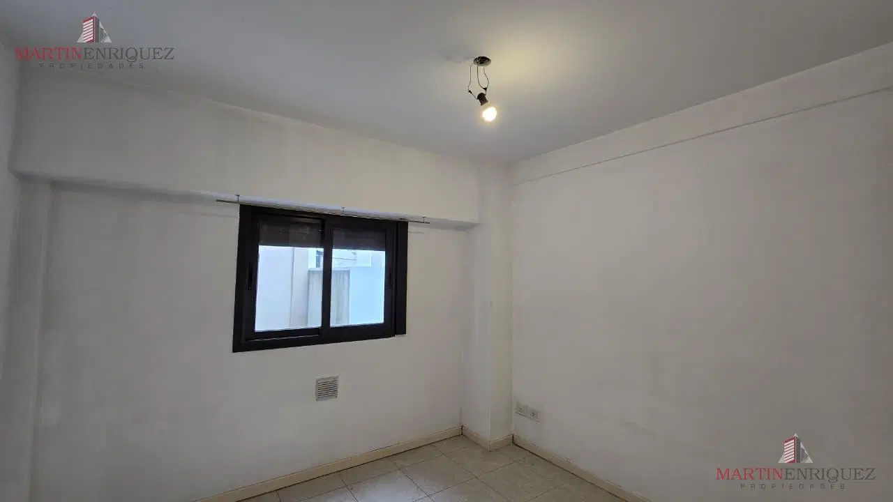 Alquiler Departamento 2 ambientes con cochera Bernal 5