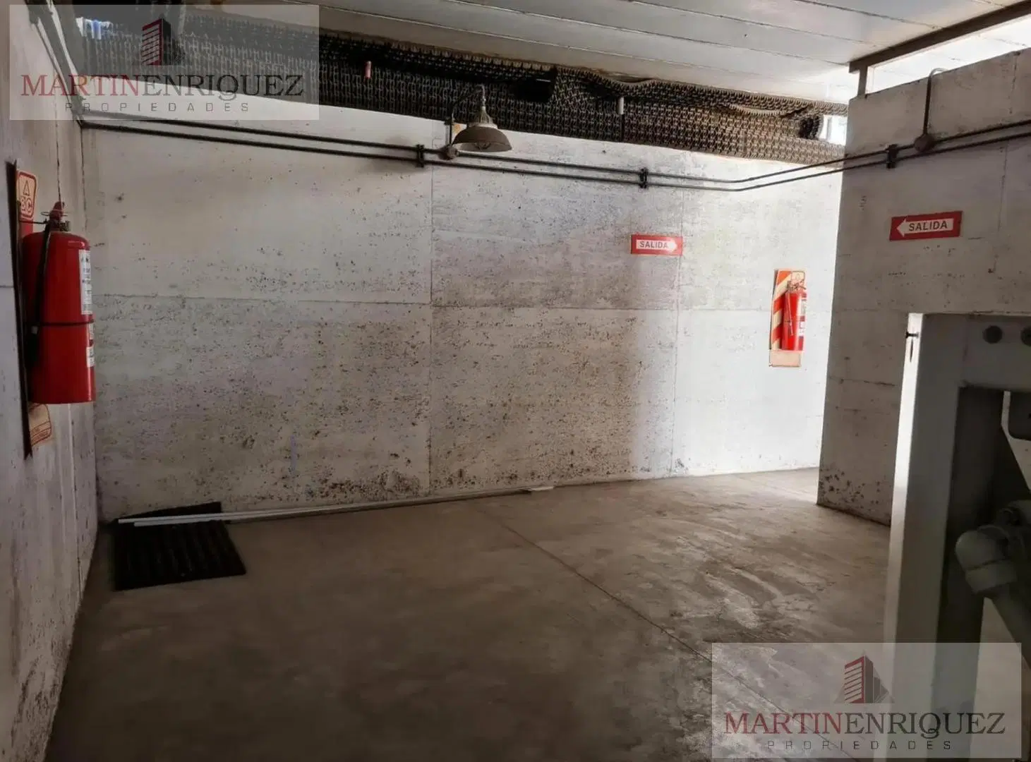 Venta Local Comercial GNC  Lomas de Zamora 8