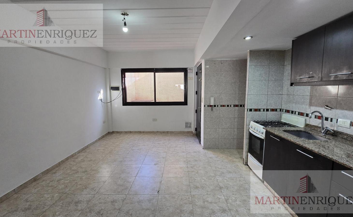 Foto de Departamento Dos ambientes en Alquiler Quilmes, imagen 3