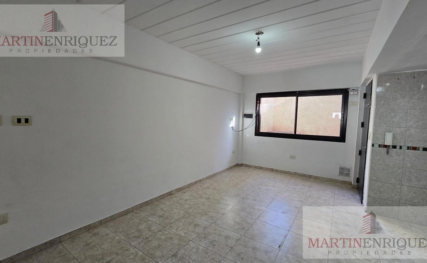 Foto de Departamento Dos ambientes en Alquiler Quilmes, imagen 4
