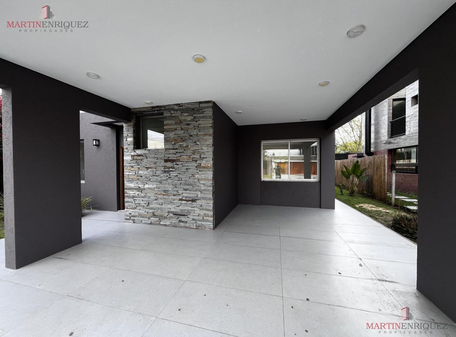 Foto de Casa en Venta Barrio Privado Los Troncos Berazategui, imagen 1