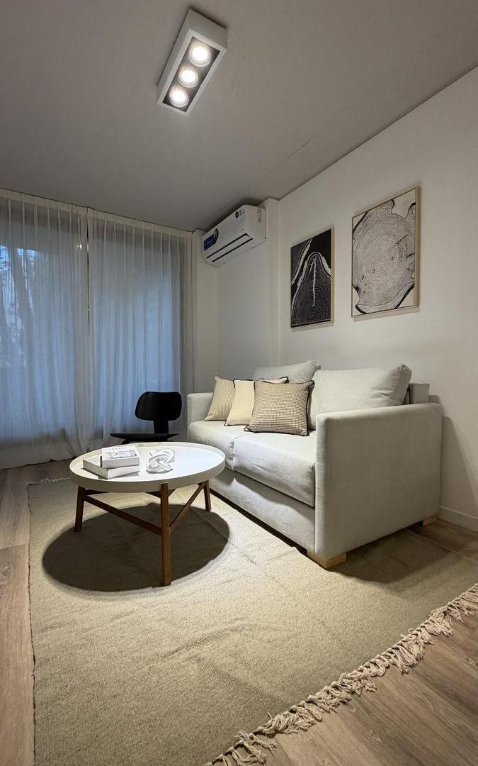 Foto de Departamento de 2 ambientes con Balcon en Belgrano., imagen 2