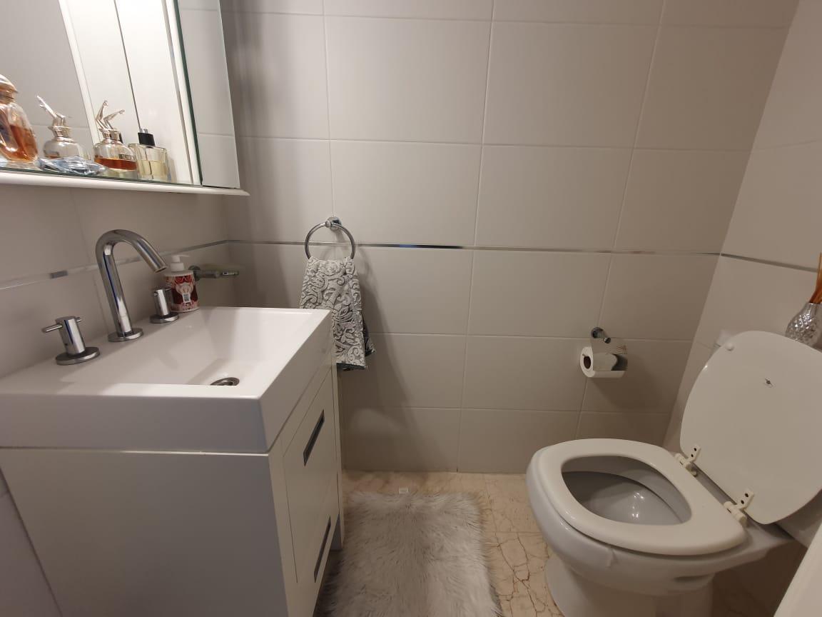 Oportunidad! 2 Amb de Categoria con Cochera Zona Guemes // N° 36379 5