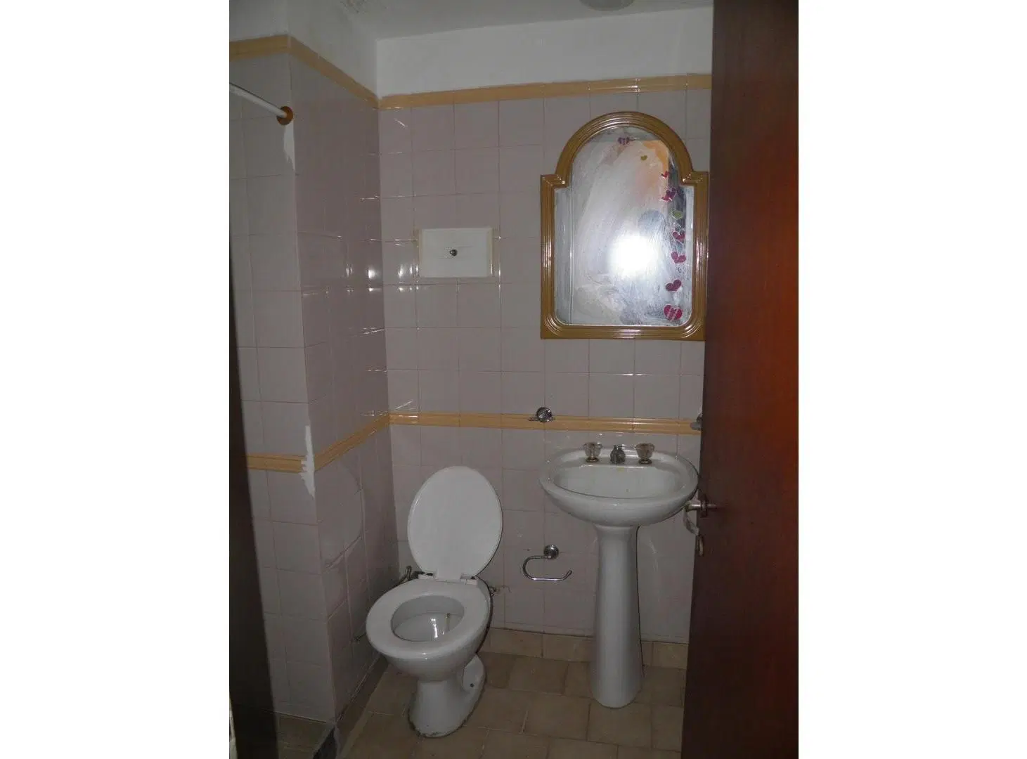 DEPARTAMENTO EN ALQUILER 1 DORMITORIO EN AV. OV. LAGOS 1061 4