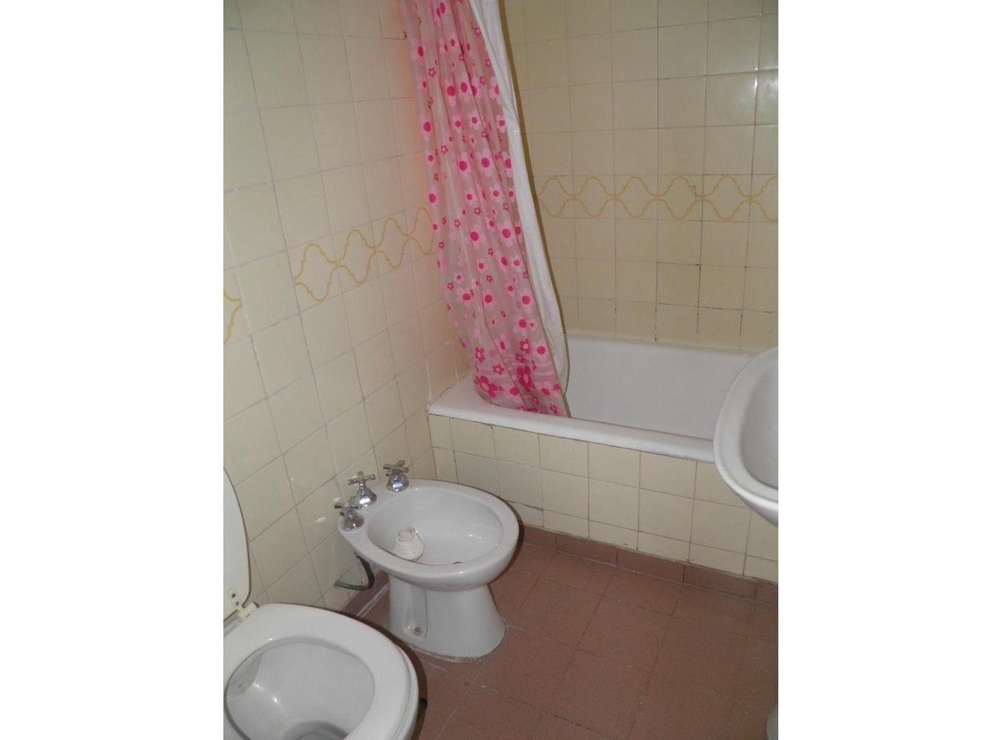 Foto de ALQUILER DEPARTAMENTO 2 DORMITORIOS. OROÑO CERCA DEL RIO !, imagen 5