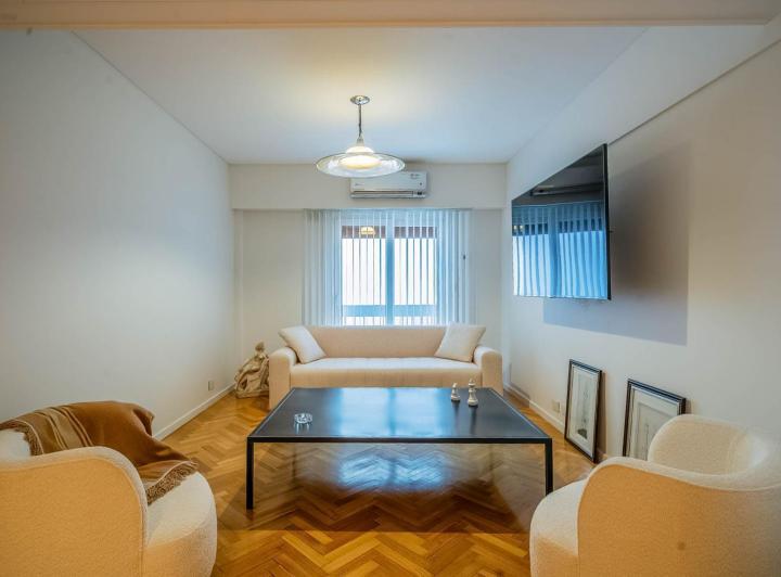 Departamento de 3 ambientes amueblado con cochera y baulera en Parera y Quintana - Recoleta 4