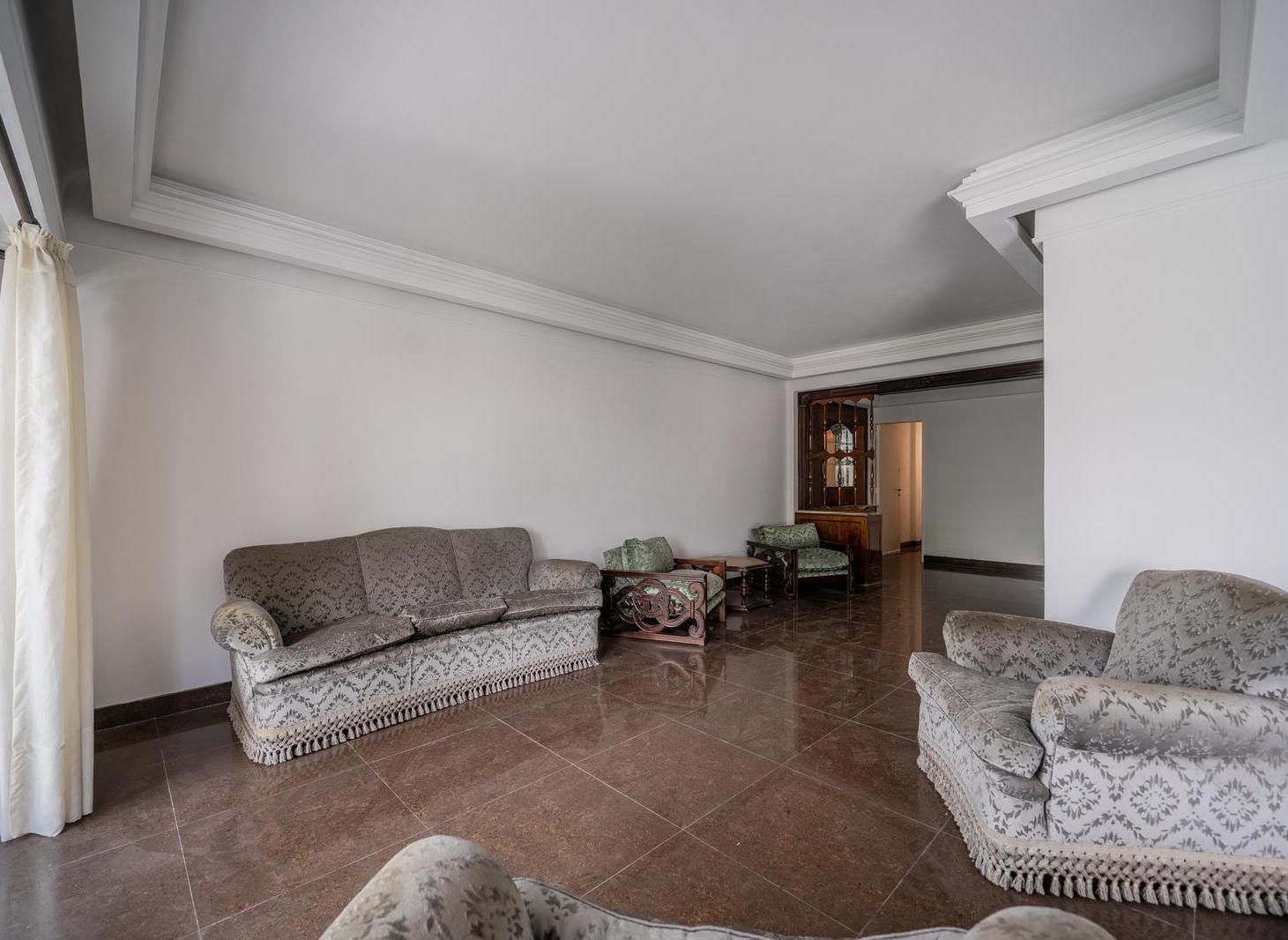 Departamento de 4 ambientes en venta, caballito