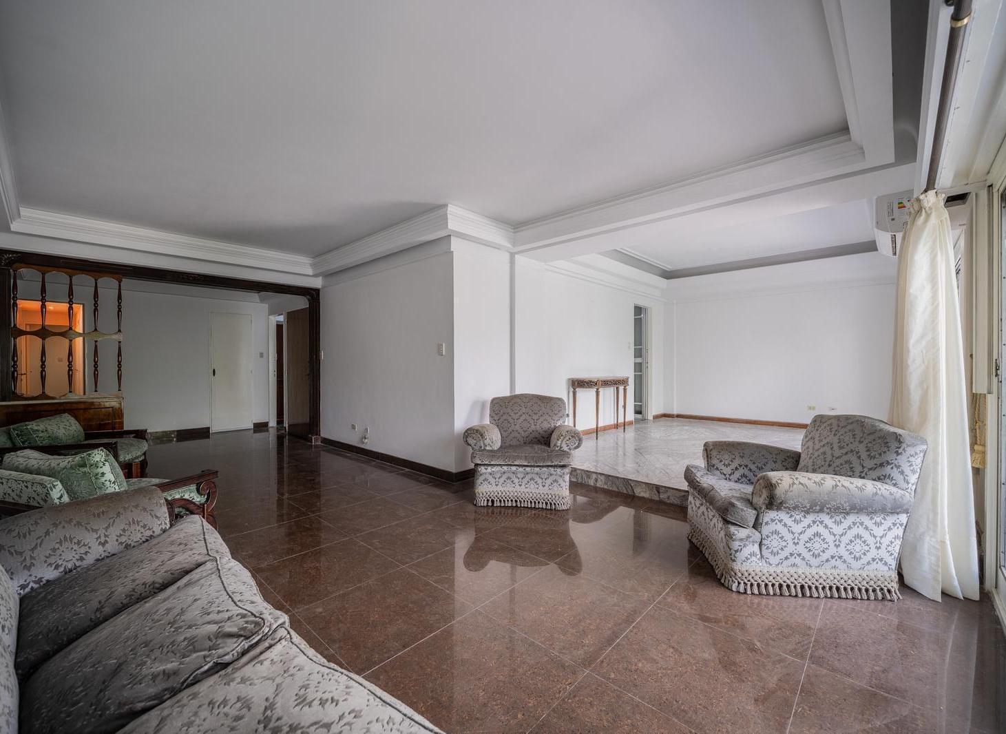 Departamento de 4 ambientes en venta, caballito