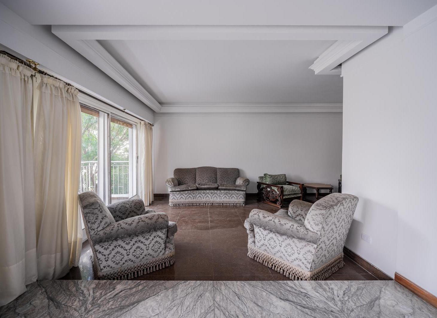 Departamento de 4 ambientes en venta, caballito