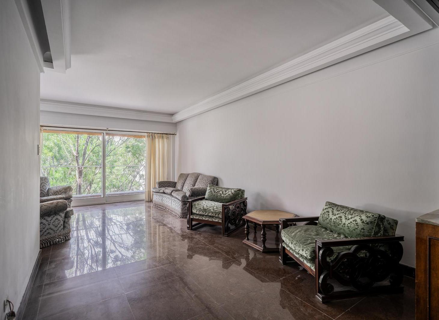 Departamento de 4 ambientes en venta, caballito
