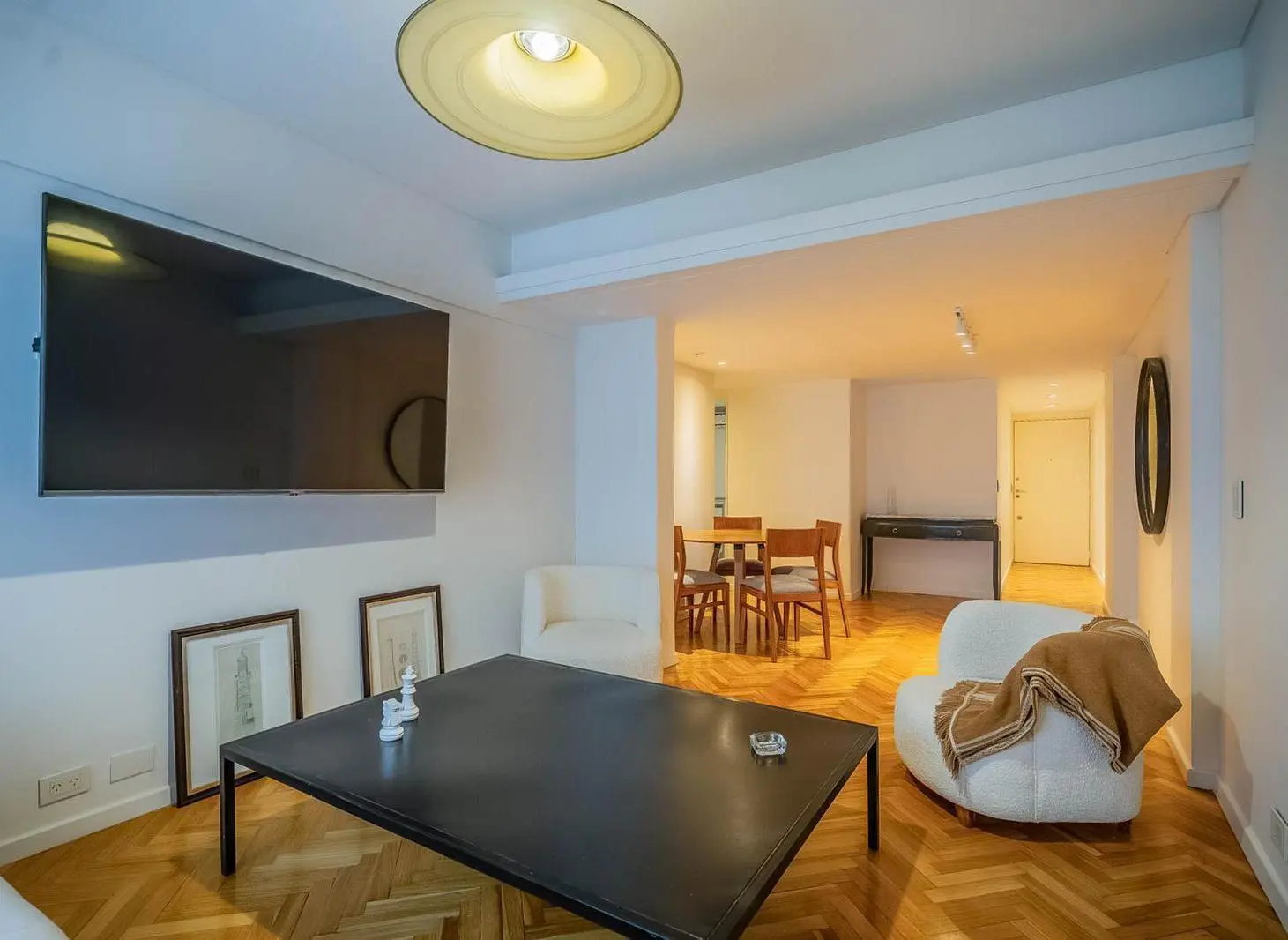 Departamento de 3 ambientes amueblado con cochera y baulera en Parera y Quintana - Recoleta 5