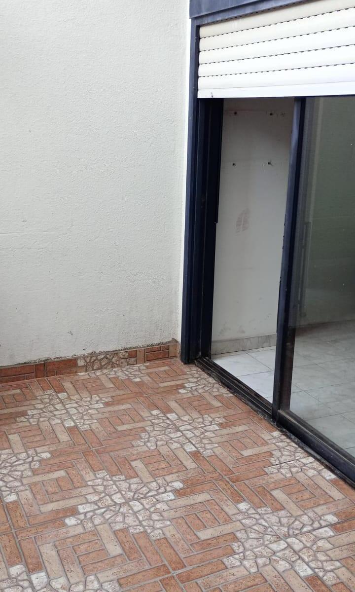 PH 2 Ambientes en Planta Alta, Lateral - Monte Castro 3