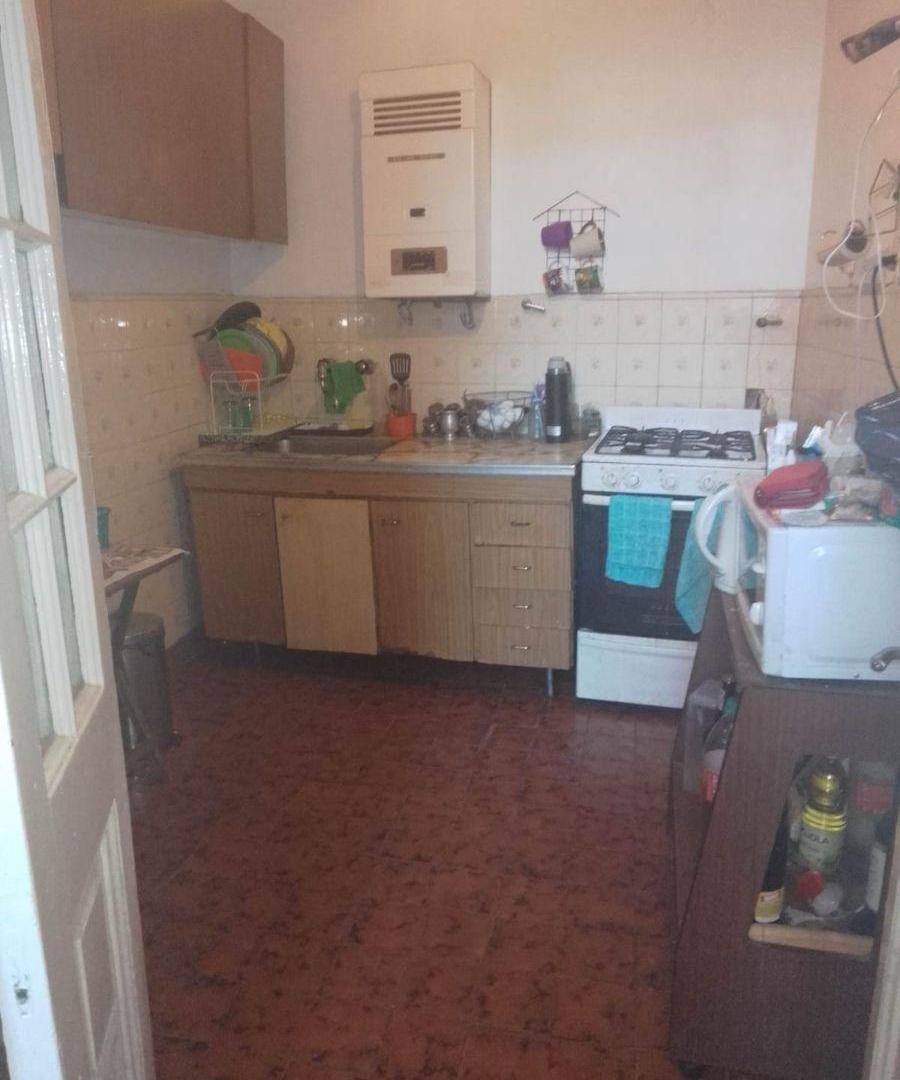 Foto de Lote propio con casa para refaccionar o demoler, imagen 3