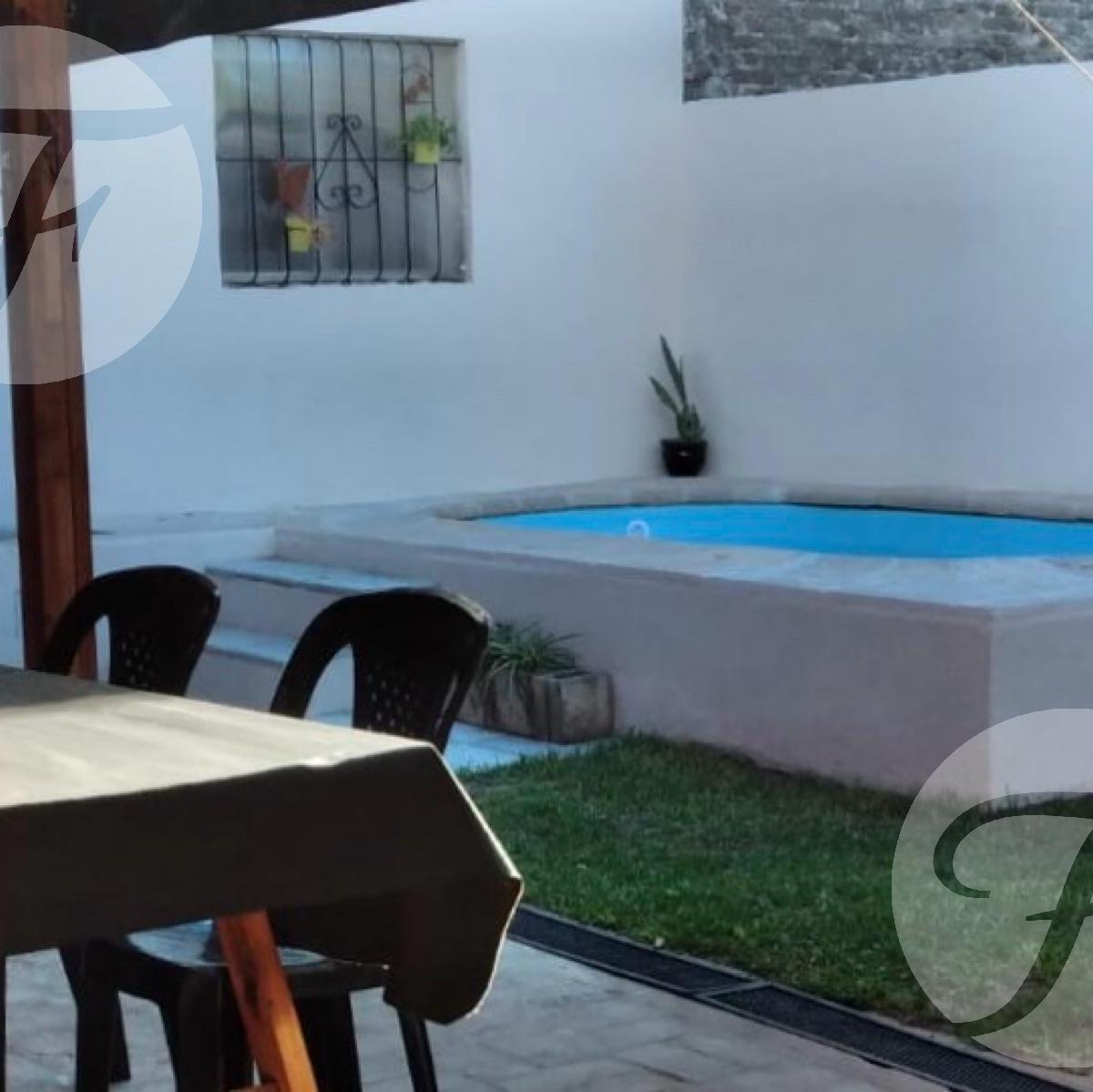 Foto de Casa en venta en San Pedro – 2 dormitorios, garaje, pileta y parrilla, imagen 3