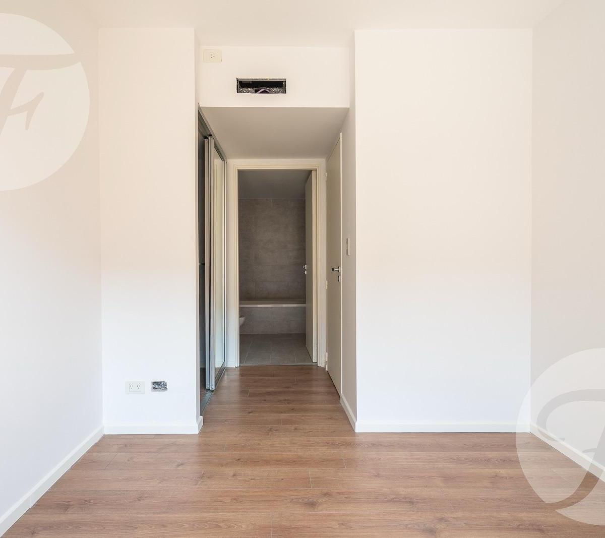 Foto de Departamento 2 Ambientes en Venta en Marquis Belgrano R - Cochera, imagen 3
