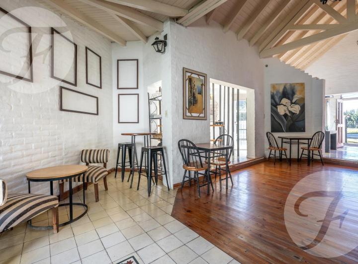 Hotel con vivienda en venta sobre lote propio en esquina, San Pedro – Inversión turística 5
