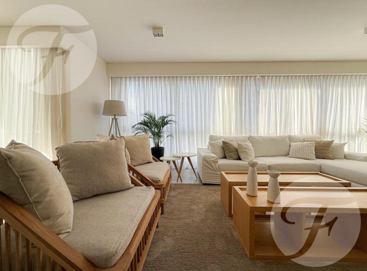 Foto de Exclusivo departamento de 4 ambientes con 2 cocheras en torre Premium, imagen 3