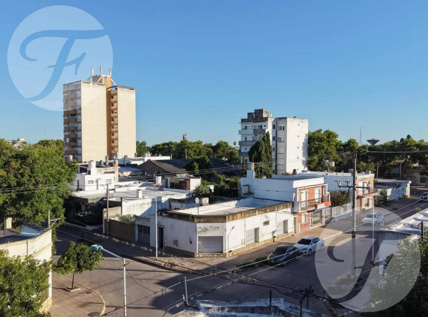Esquina en San Pedro con potencial de vivienda, comercial o desarrollo | 260 m² | Ideal reciclaje 8