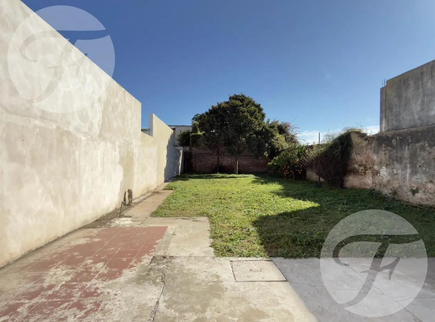 Casa en venta en PH sobre lote de 320 m2 - Jardín, Oficina, Uso comercial a metros del centro 2