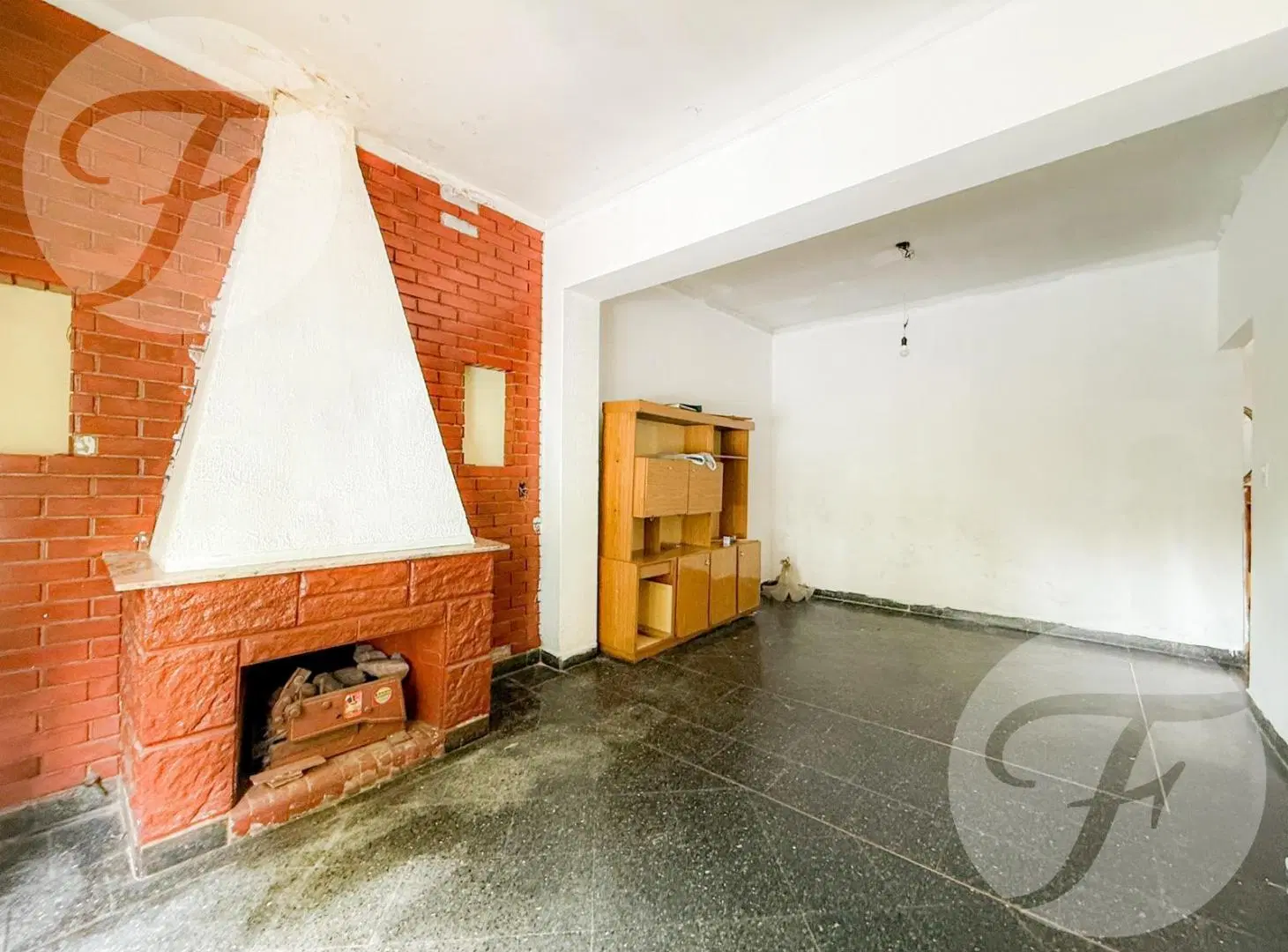 Chalet en Castelar Norte – Oportunidad para Reciclar 5