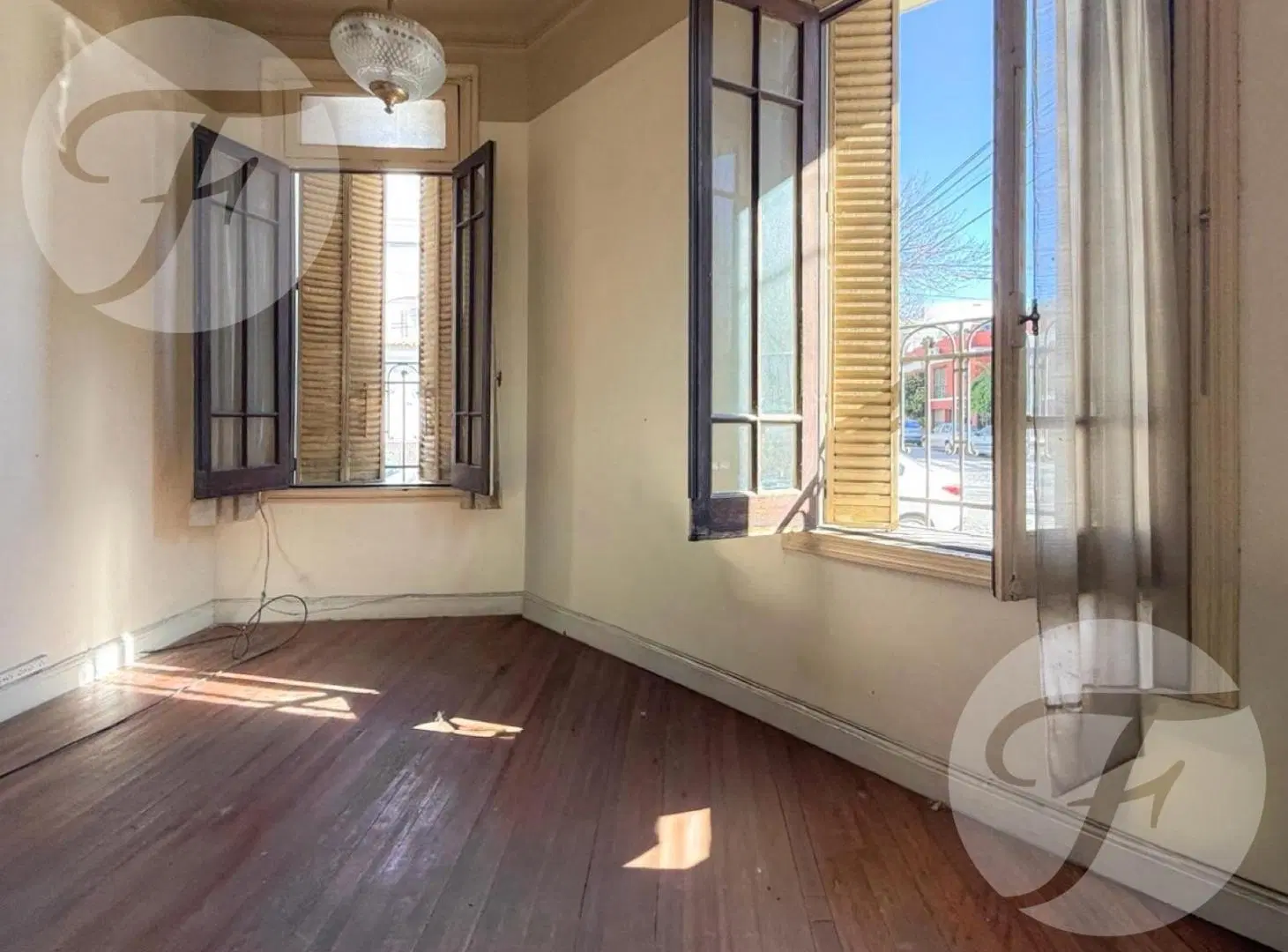 PH de época a refaccionar en Esquina | 5 ambientes | 162 m² totales | Floresta 3