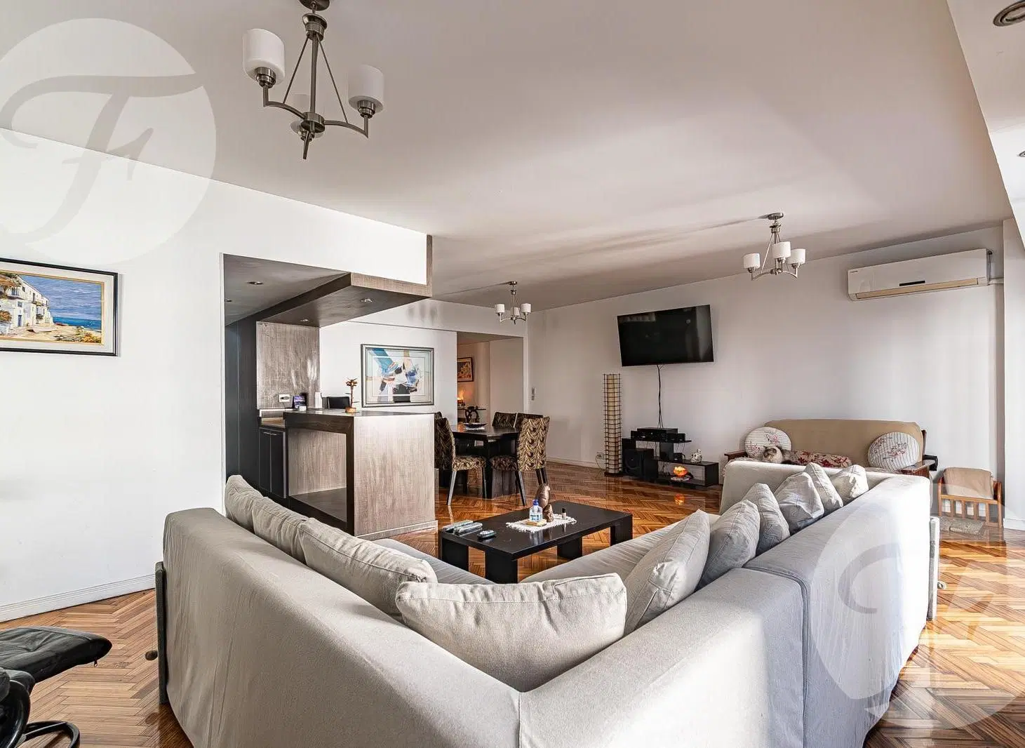 Semipiso de 4 Ambientes con Cochera y Dependencia en Recoleta | Juncal y Libertad 3
