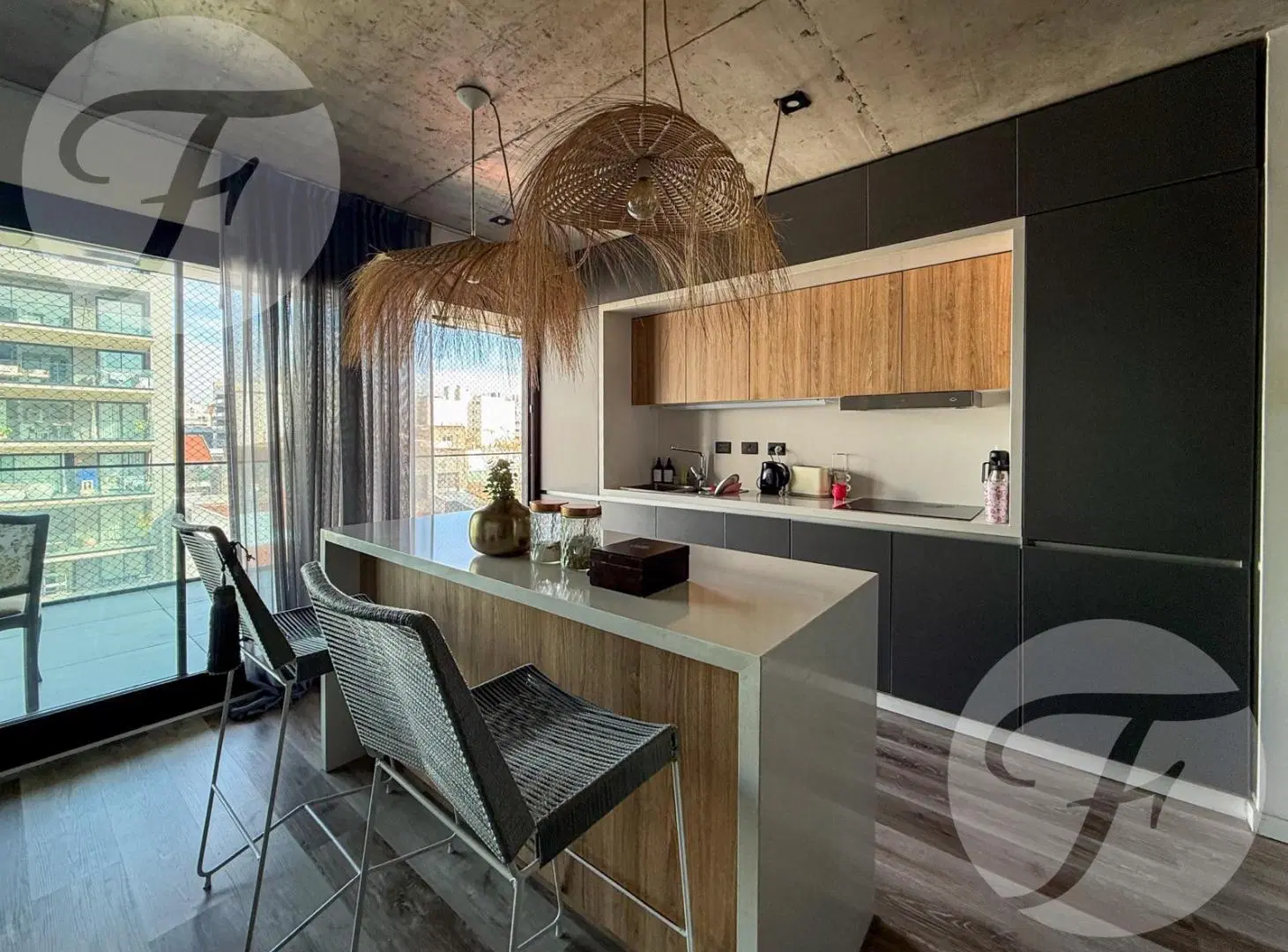 Semipiso de 4 Ambientes con Cochera, Parrilla y Gran Balcón - Boulevard Larrazábal - Liniers 2