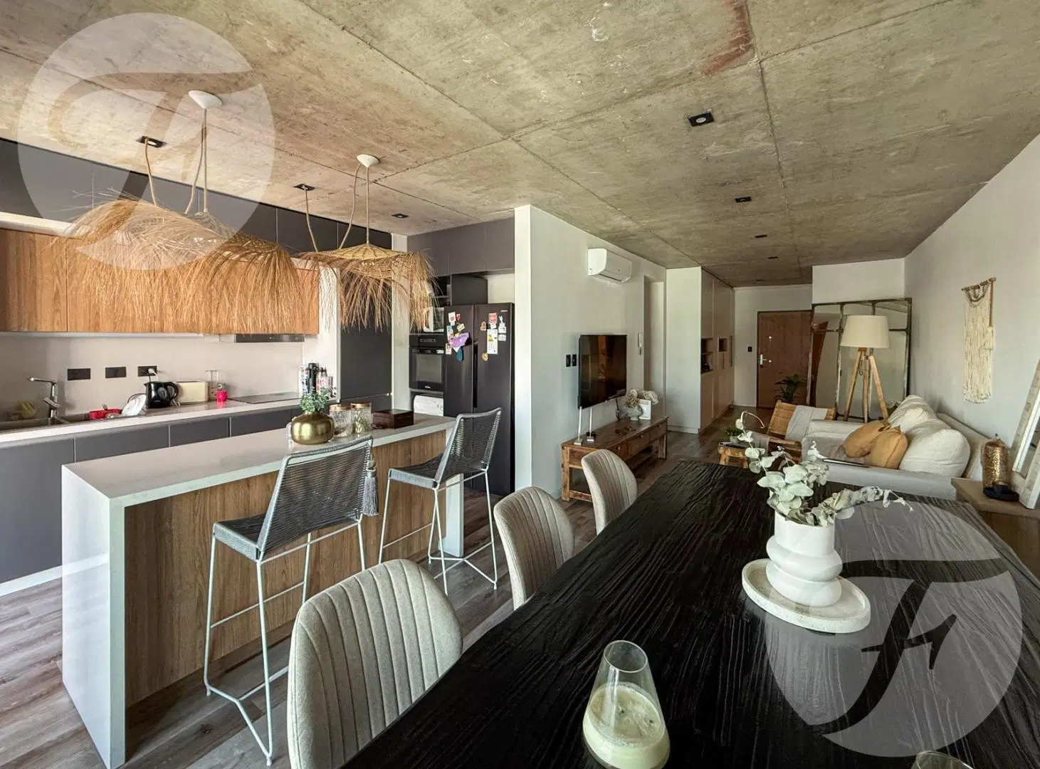 Semipiso de 4 Ambientes con Cochera, Parrilla y Gran Balcón - Boulevard Larrazábal - Liniers 8