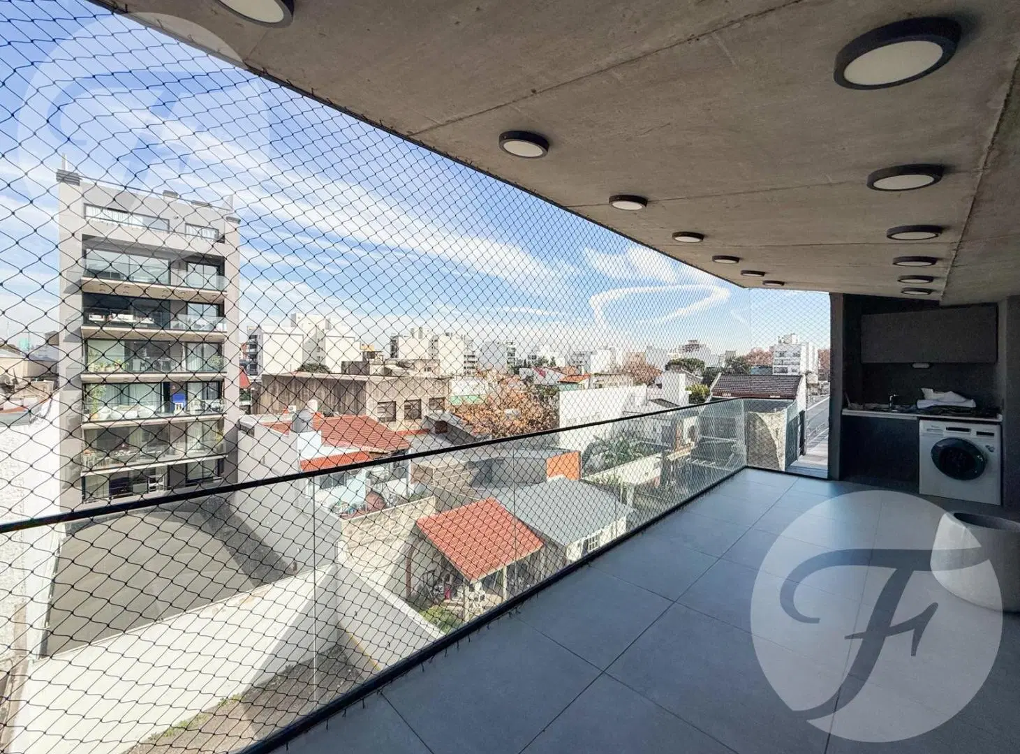 Semipiso de 4 Ambientes con Cochera, Parrilla y Gran Balcón - Boulevard Larrazábal - Liniers 5