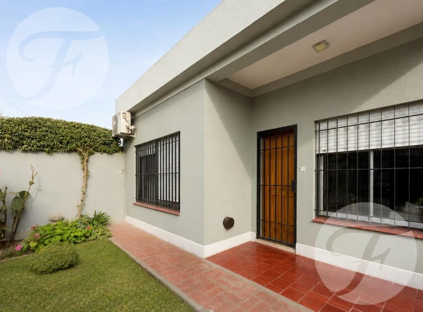 Casa con pileta y quincho en lote de 320 m² | Apta crédito | Excelente estado | San Pedro 5