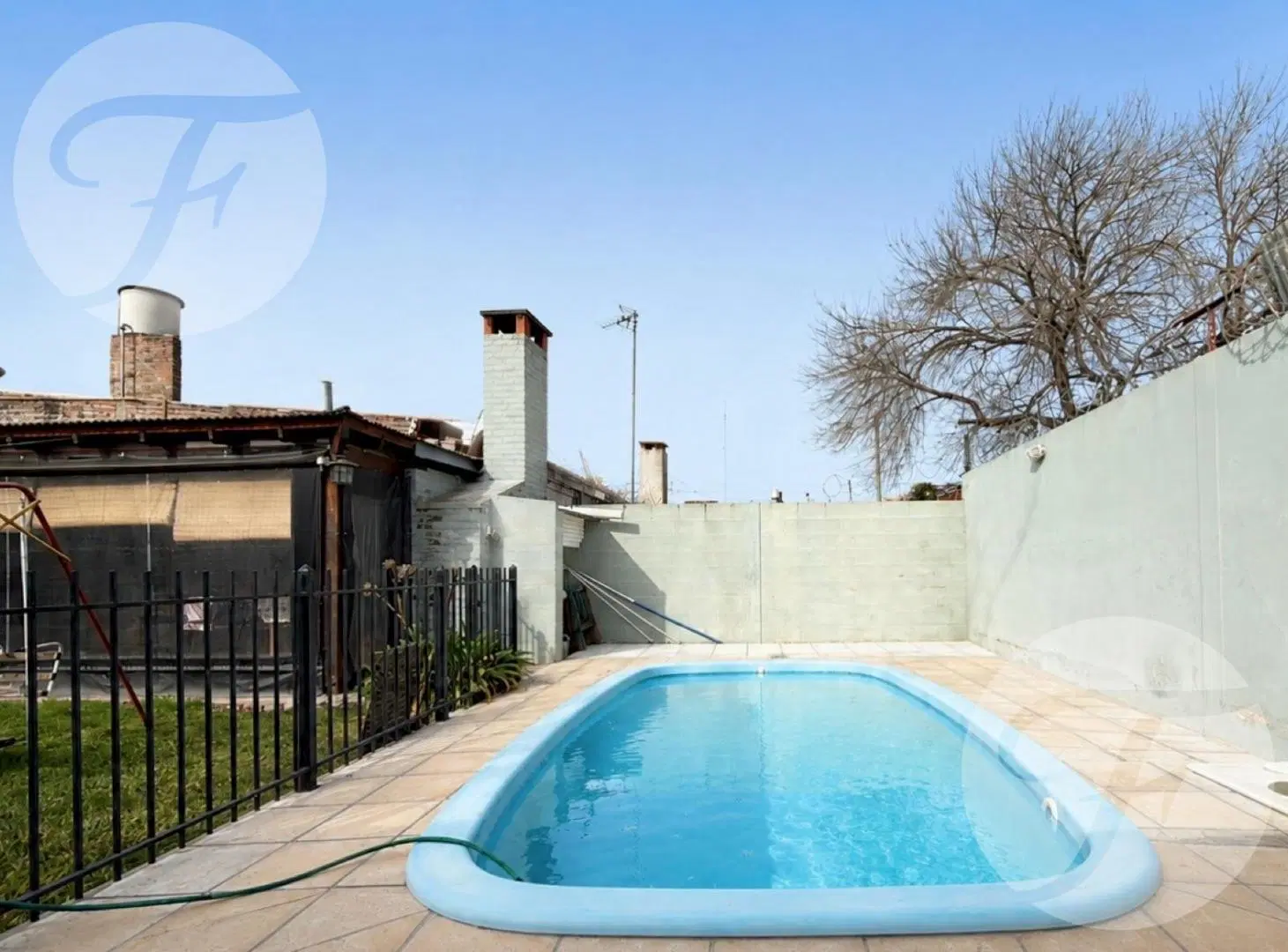 Casa con pileta y quincho en lote de 320 m² | Apta crédito | Excelente estado | San Pedro 8