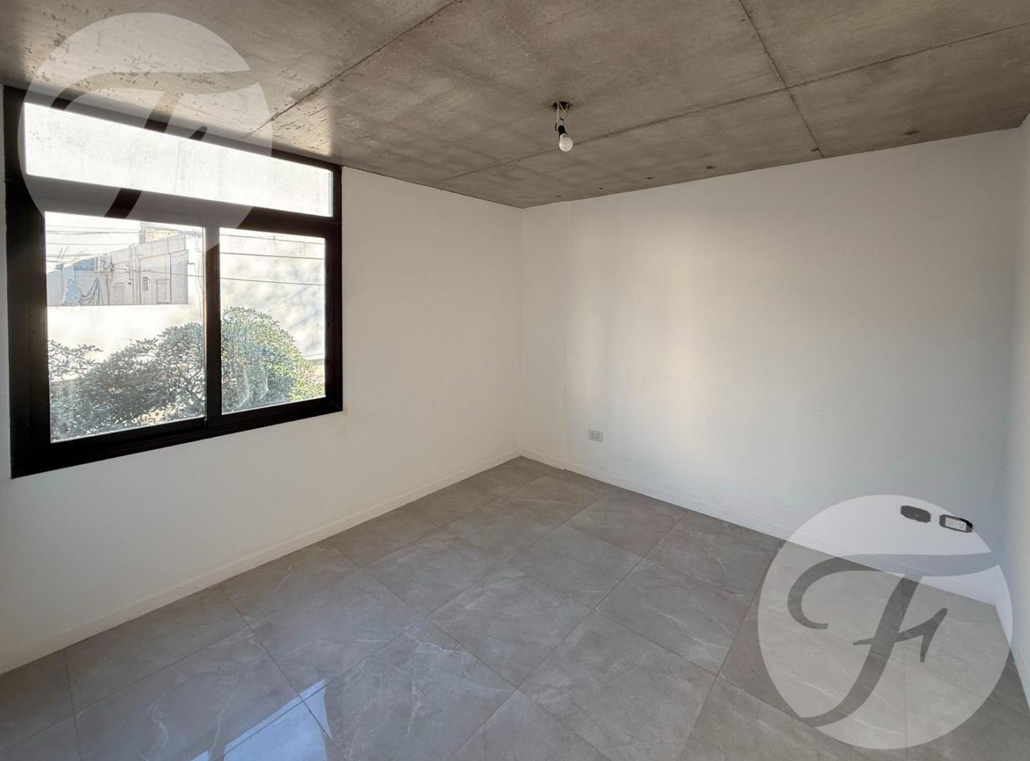 Foto de Alquiler 2 Ambientes Moderno | Primer Piso al Frente | Morón, imagen 3