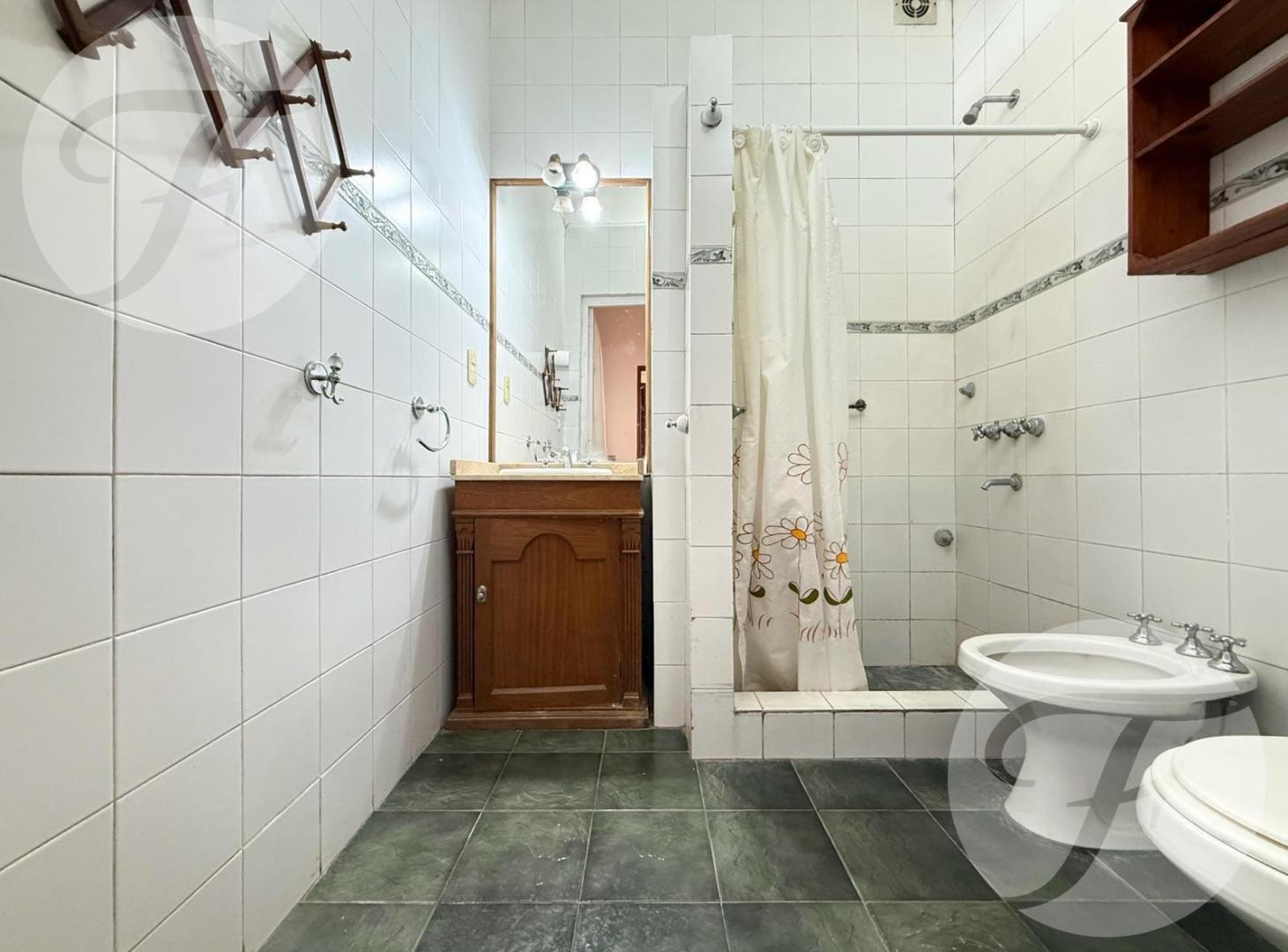 Foto de CASA CÉNTRICA EN SAN PEDRO CON JARDÍN Y GRAN POTENCIAL DE DESARROLLO, imagen 4