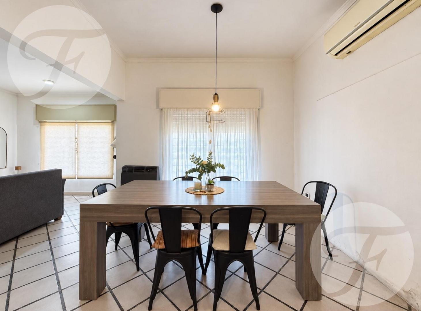 Foto de CASA EN ESQUINA CON 3 DORMITORIOS, PILETA Y QUINCHO A 3 CUADRAS DE LAS, imagen 5