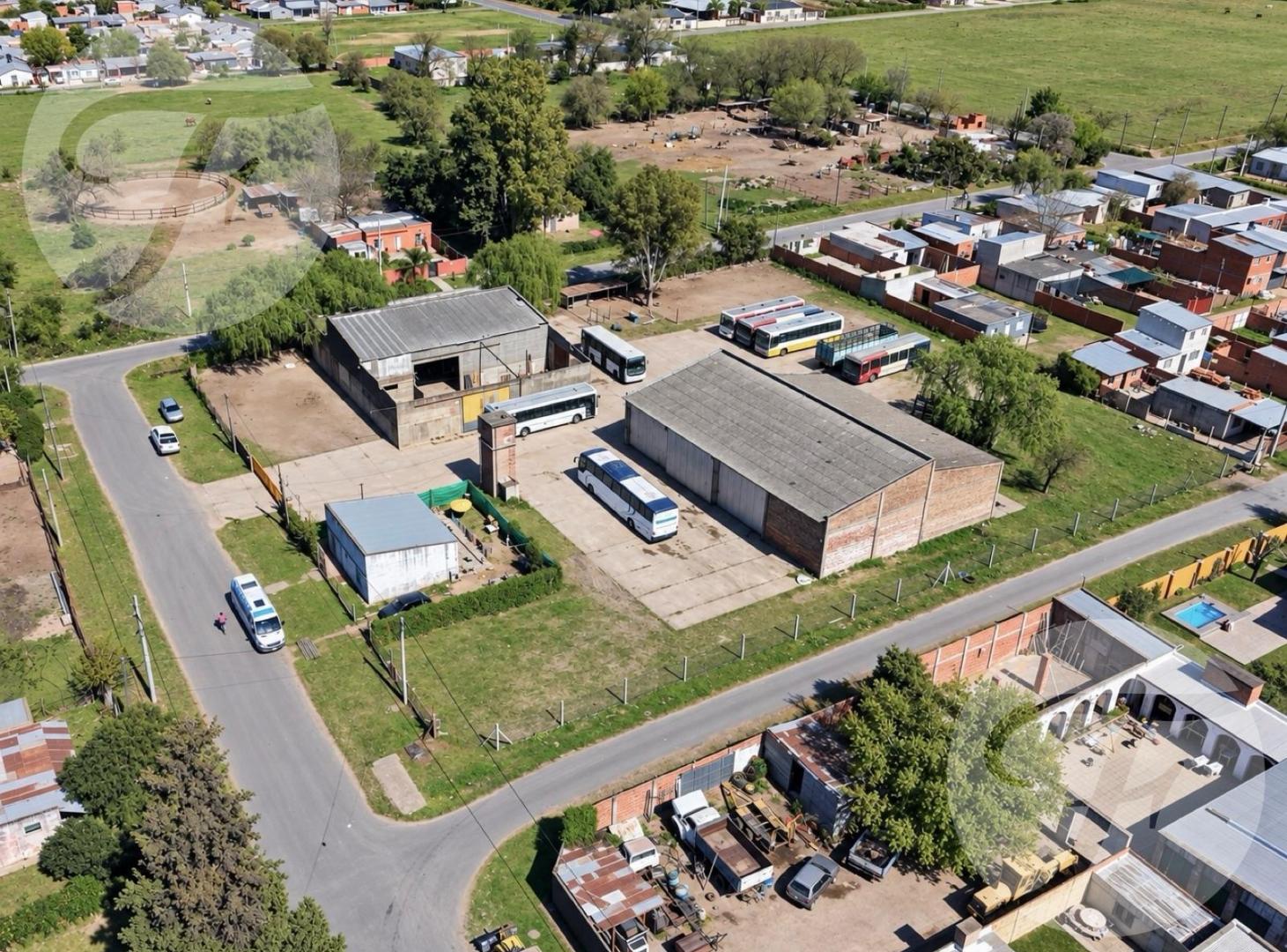 Foto de PROPIEDAD COMERCIAL DE 5.851 M² CON DOS GALPONES Y VIVIENDA – SAN PEDRO, imagen 4