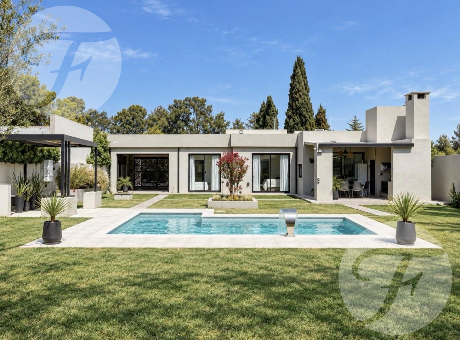 Foto de CASA EN VENTA EN BARRIO CUATRO ROBLES – 950 M² DE TERRENO, 2 SUITES, imagen 1