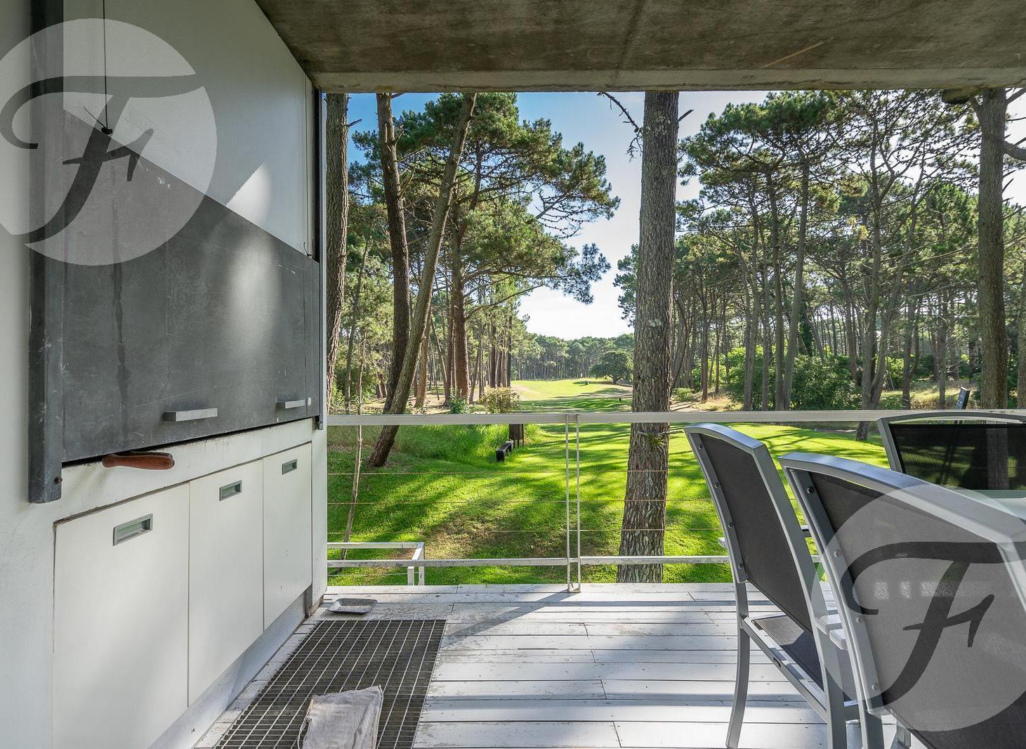 Foto de Permuto Casa exclusiva con vista al Golf por Depto en la costa, imagen 4
