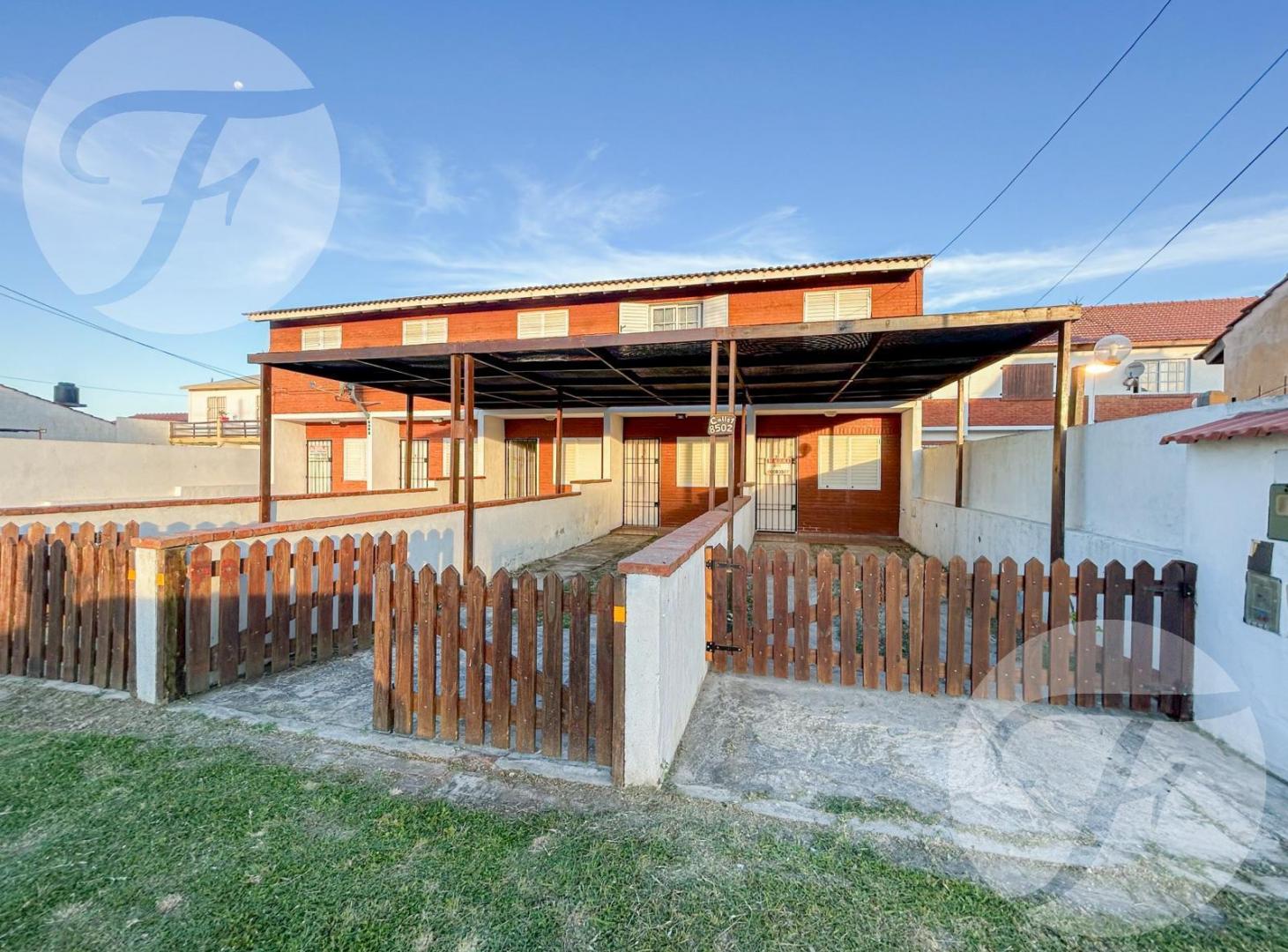 Foto de Dúplex de 3 ambientes en venta, a metros del mar – Mar del Tuyú, imagen 1