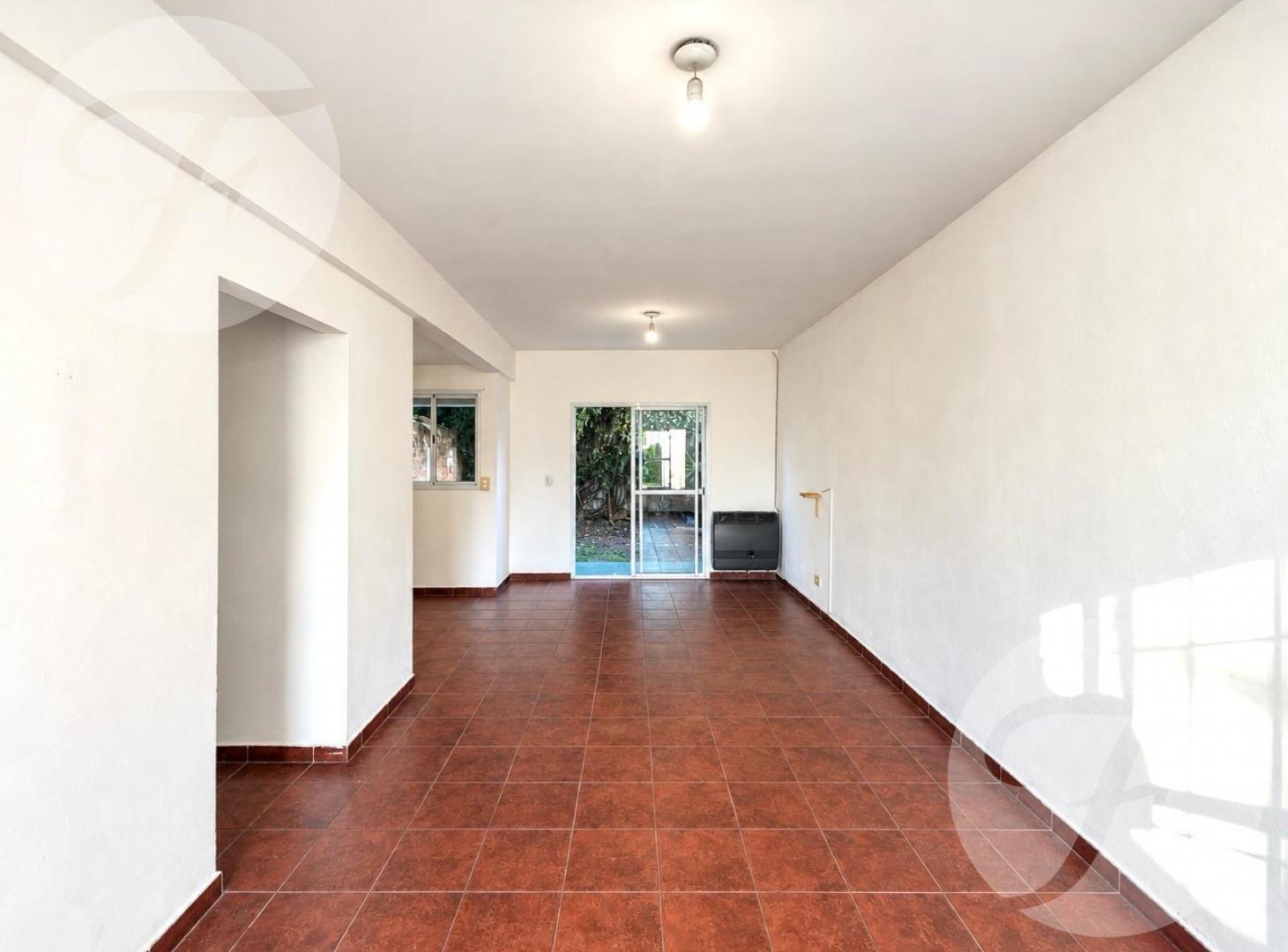 Foto de DEPARTAMENTO 3 AMBIENTES CON PATIO EN ZONA RESIDENCIAL DE SAN PEDRO, imagen 3