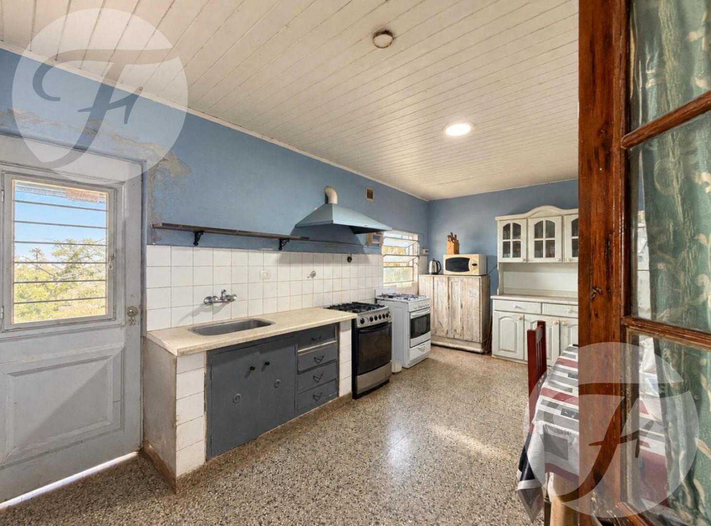 Foto de CASA CÉNTRICA EN SAN PEDRO CON JARDÍN Y GRAN POTENCIAL – 364 M², imagen 5