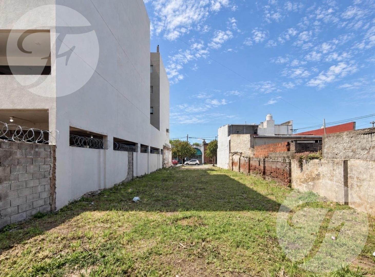 Foto de TERRENO EN VENTA SOBRE CALLE MITRE – 376 M² CON POTENCIAL COMERCIAL Y, imagen 5