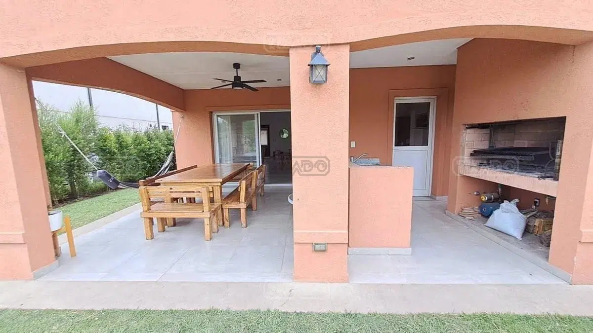 Casa en Venta en Araucarias, Puertos, Escobar 3