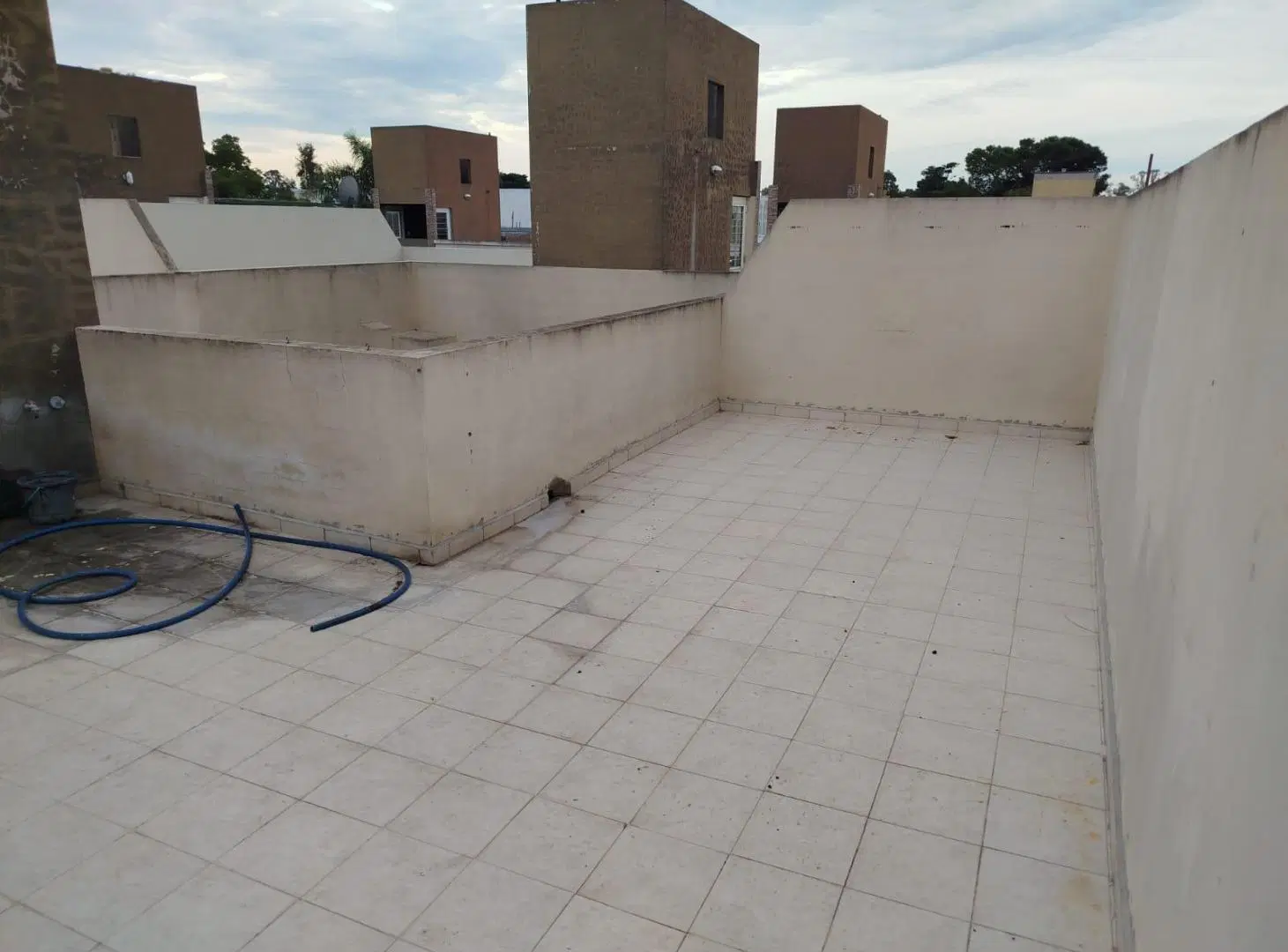 Departamento dos Ambientes en Alquiler 4