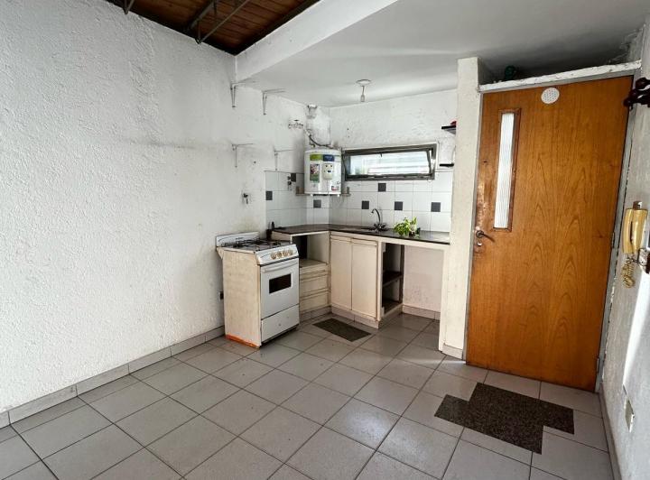 Dpto con terraza propia y ubicación privilegiada 5