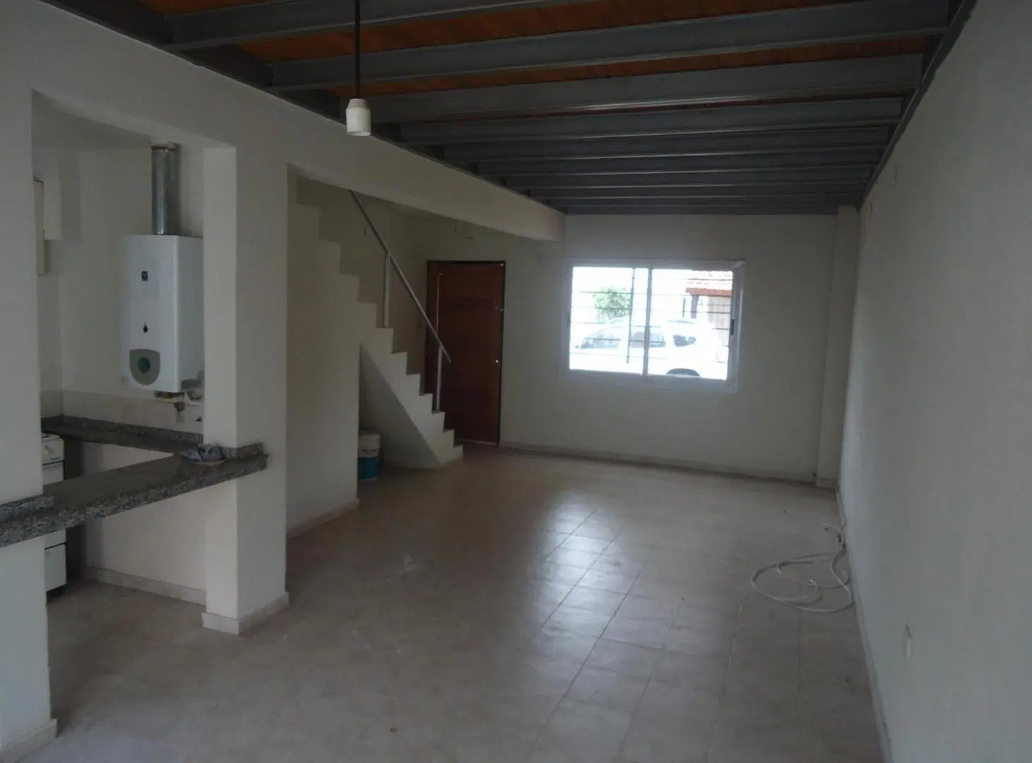 Dúplex con patio y terraza 2